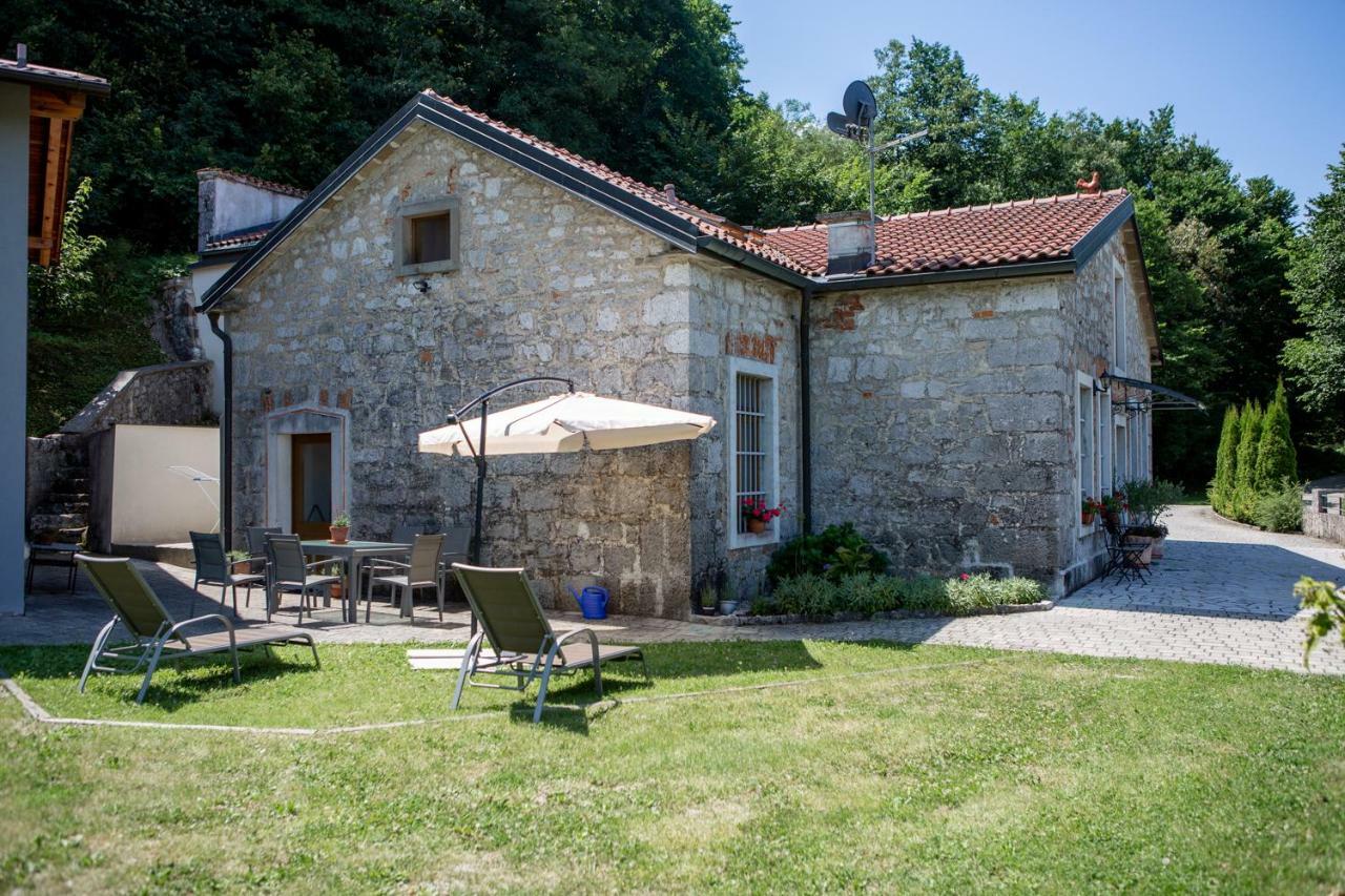 Villa Anton - The Old Dairy Hrusica  외부 사진